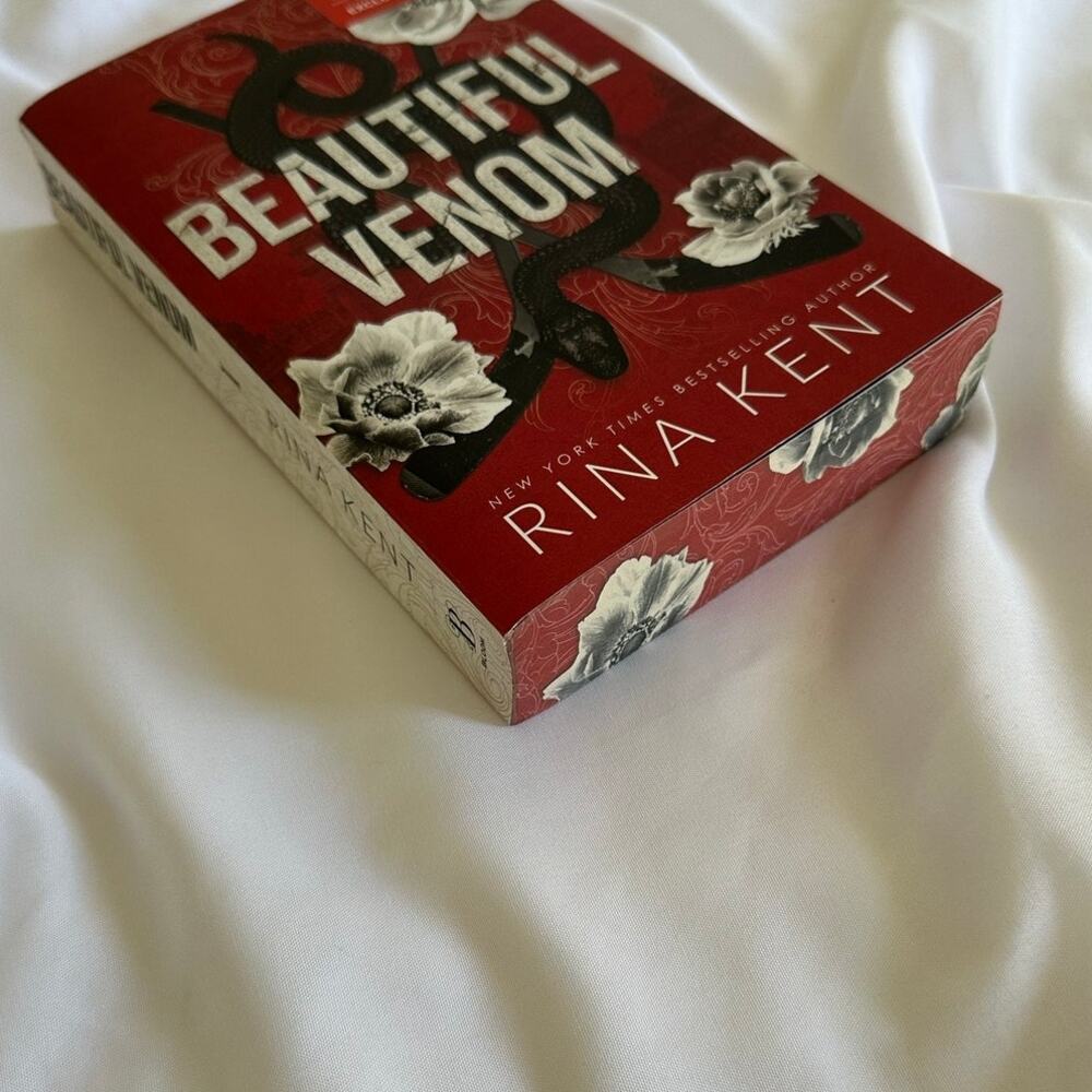 Beautiful Venom By Rina Kent Target Exclusive W/ Sprayed Edges - Picture 5 of 9